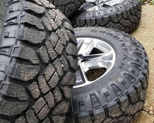 Jeep Wrangler JK 18 Rims with Goodyear Duratrac 27570R18 Wheel and Tire Package  Set of 4