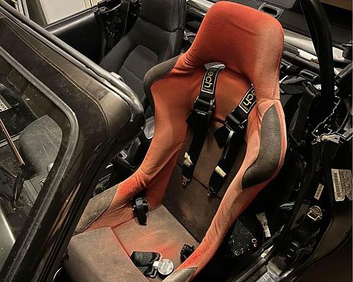Bucket Seat and MountMazda Miata MX5